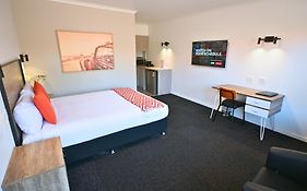 Peppermill Inn Motel
